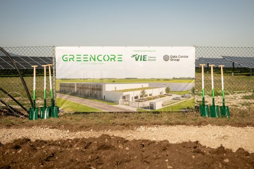 Groß (Greencore_Data_Center_Spatenstich_7).jpeg