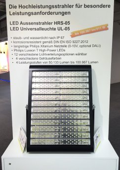 Bild 1 - LEDAXO Messe-Highlight Hochleistungsstrahler mit über 100.000 Lumen.jpg