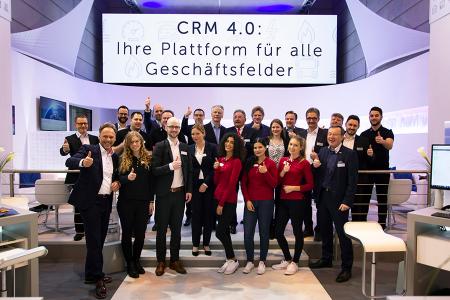 Das CURSOR-Messeteam freut sich über eine erfolgreiche E-world