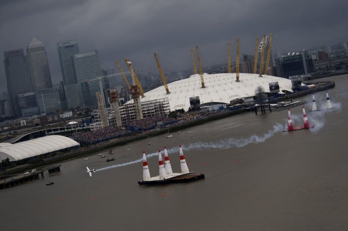 2008 Red Bull Air Race London I.jpg