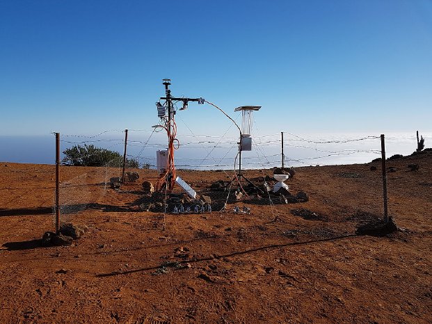 Messstation_in_der_Atacama-Wueste_20170724_223030.jpg
