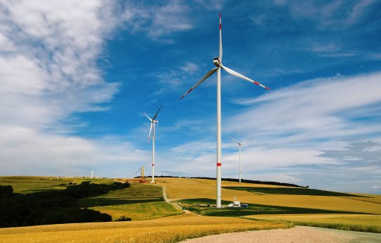 juwi-Windpark bei Alsenz in der Nordpfalz.jpg