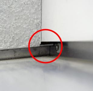 Das „Gewerkeloch“: Wer ist an dieser Stelle für die Dichtung zuständig? (Foto: INTHERMO, Ober-Ramstadt; www.inthermo.de)