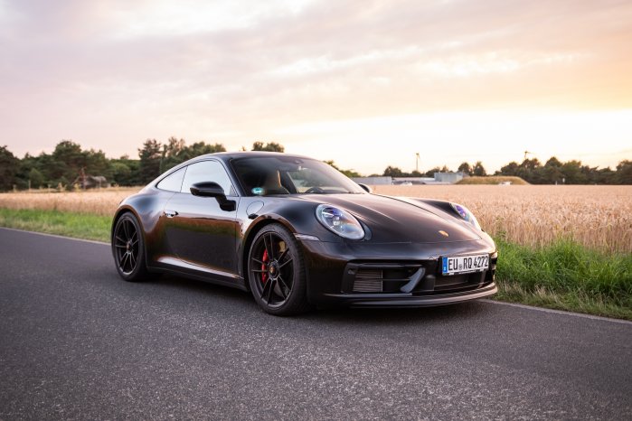 Porsche Carrera GTS-29.jpg