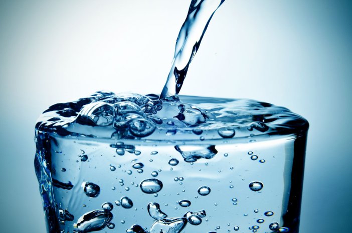 Trinkwasseraufbereitung__Potable_water_treatment_Fotolia.jpg