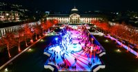 Das Bowling Green wird in den Wintermonaten zur Ausstellungsfläche für die 2500 m² große Eisbahn von Wiesbaden on Ice.