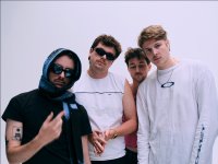 Die Kölner Band EASY EASY geht auf Tour und bespielt bewusst kleine Locations mit ganz großem Sound.