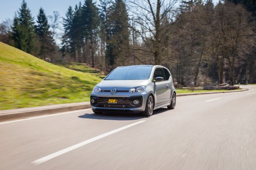 ST_X_VW_up_GTI_008_Fahraufnahme_03.JPG