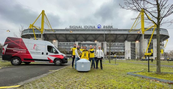 Presse-Security-Robotics-BVB-Dortmund-Beehive-Praesentation-Signal-Iduna-Park.jpg