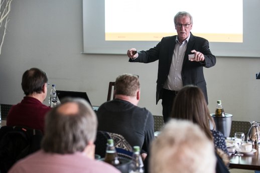 1354 - 3 Referenz Hoelzen.jpg