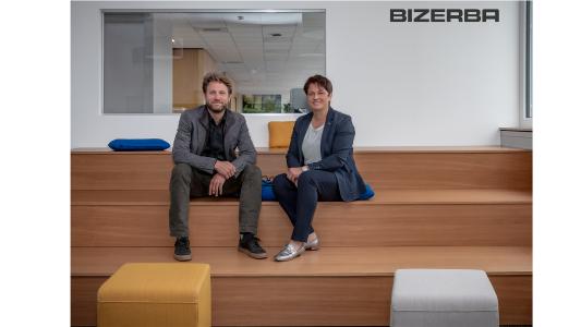 Andreas Kraut (CEO Bizerba) and Angela Kraut (VP Finance & Controlling) in the New Work area at Bizerba in Balingen (Source: Bizerba)