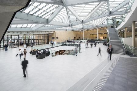 Unter anderem in den Gebäuden des WorldCCBonn findet noch bis zum 17. November 2017 die 23. Weltklimakonferenz der Vereinten Nationen statt. (Bild: World Conference Center Bonn)