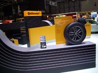 Continental mit einem Feuerwerk an Neuheiten auf dem Automobilsalon in Genf