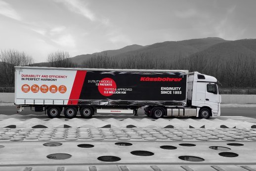 2.500.000 KM Validated Next Generation Curtainsider, K.SCS X+-Edit.jpg