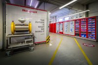 Individuelle Automatensysteme für Hilfs- und Betriebsstoffe bei Elster GmbH im Einsatz