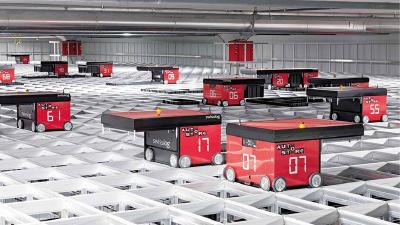 AutoStore: Hochautomatisiertes Lagersystem mit Robotern, integriert vom Schweizer Unternehmen Swisslog