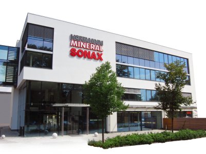 SONAX am Stammsitz in Neuburg an der Donau, Bildquelle: SONAX