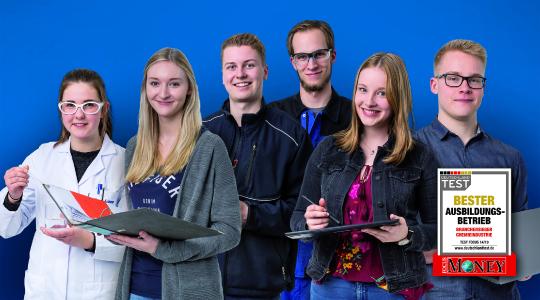 Remmers ist bester Ausbildungsbetrieb in der Chemieindustrie. In den letzten 10 Jahren fanden mehr 250 Auszubildende erfolgreich ihren Weg ins Berufsleben. (Bildquelle: Remmers, Löningen)