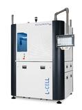 Die neue, flexible, roboterbasierte Laseranlage L-CELL der ZELTWANGER Automation GmbH markiert, kennzeichnet und beschriftet Freiformflächen von Produkten mit komplexen Geometrien vollautomatisch, schnell und sicher