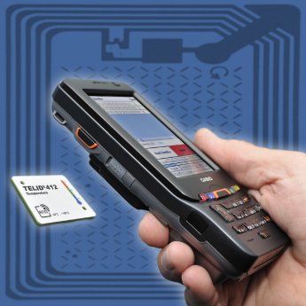 Casio Bild 01a - IT-800 RFID in Hand.jpg