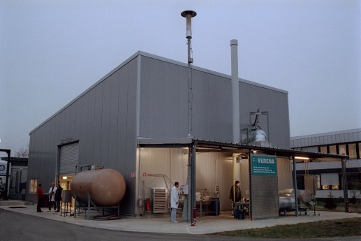 Pilotanlage VERENA zur Erzeugung von Wasserstoff aus Biomasse.jpg