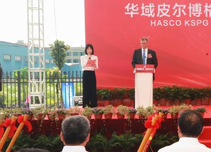 Horst Binnig, CEO Rheinmetall Automotive AG, bei der Eröffnung des neuen Werkes in Guangde in der chinesischen Provinz Anhui
