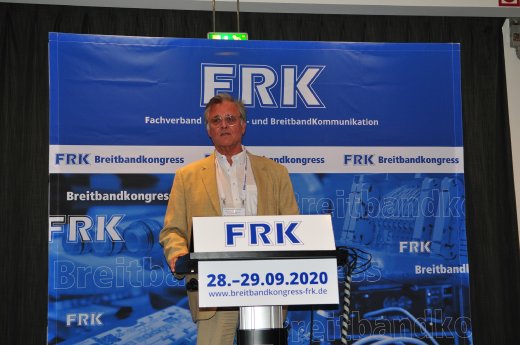 FRK-Vorsitzender Heinz-Peter Labonte zieht Bilanz.JPG