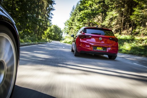 low_ST_X_Gewindefahrwerk_Opel_Astra_K_Fahraufnahme_02.jpg