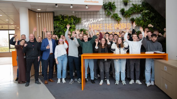 Ausbildungsabschluss_Jubel_Weidmüller_Februar 2026.jpg