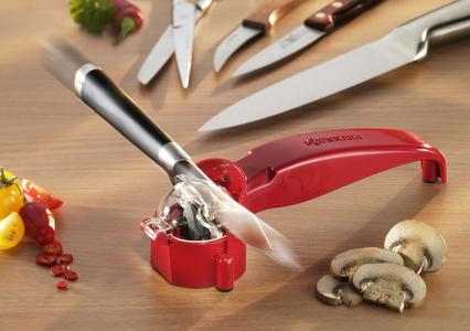 New sharpener for steel knives