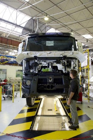 Renault Trucks Produktionsstandort 5.jpg