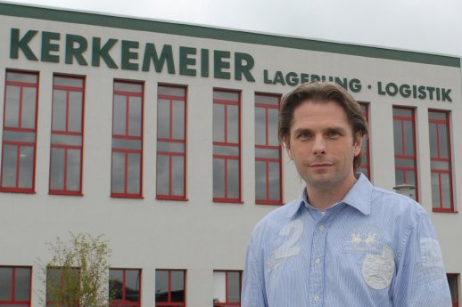 Holger Kost- Logistikleiter der Spedition Kerkemeier.jpg