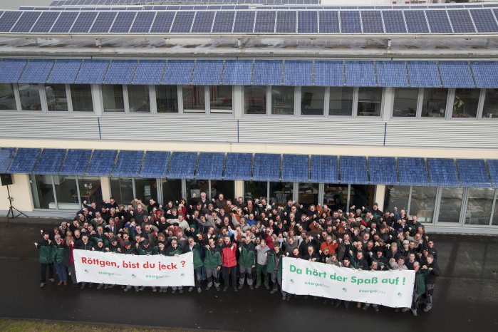 Energiebau_Protest gegen Foerderkahlschlag_04022010_groß_1.jpg
