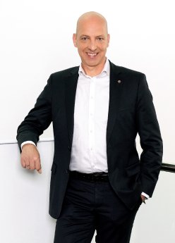Wacker-Neuson_CFO_Christoph Burkhard_print.jpg
