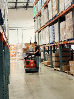 States Logistics Picking Warehouse.jpg
