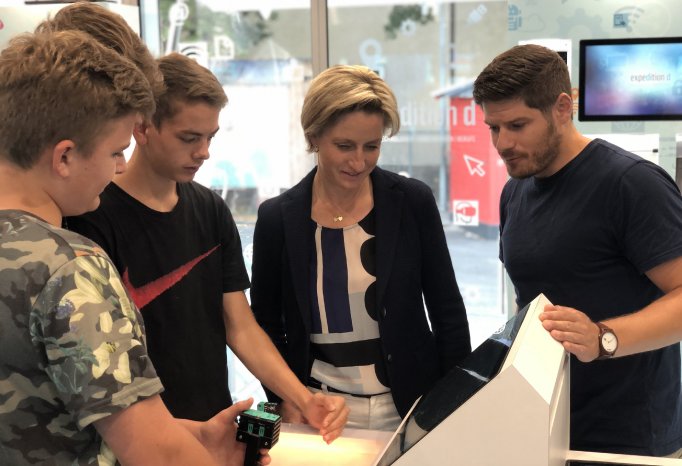 20190725_expedition_d_Wirtschaftsministerin_Sensorik.jpg