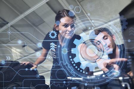 Der Studiengang Allgemeiner Maschinenbau bereitet seine Studierenden auf die Industrie 4.0 vor / Fotonachweis: © Hochschule Aalen | Rainer Pfisterer; Grafik: © www.freepik.com