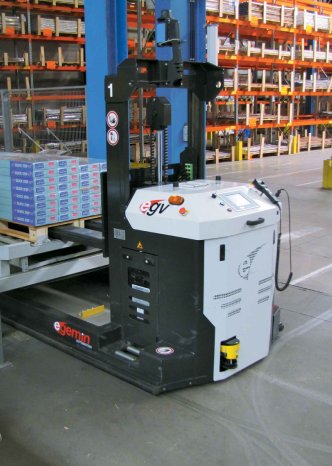 Egemin PM LogiMAT 2017 Bild 1 E'gv STANDARD - FTS-Lösungen.jpg