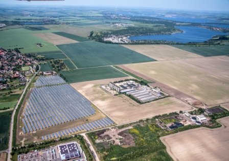 Luftaufnahme des Solarparks Weißenfels von Green City Energy.jpg
