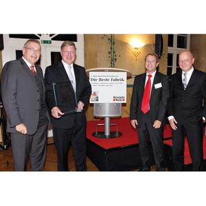 Preis für "Die Beste Fabrik 2008" an BMW Group überreicht