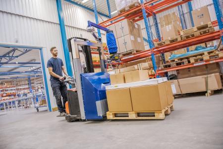 Facing growing e-commerce shipments - TAWI's Mobile Order Pickers are your answer