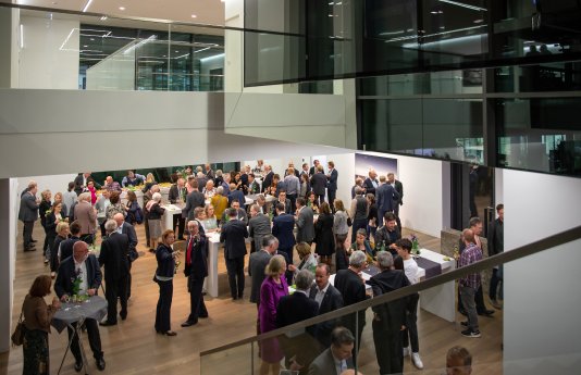 08_WITTENSTEN_Najjar-Vernissage_Blick_in_die_Ausstellung.jpg