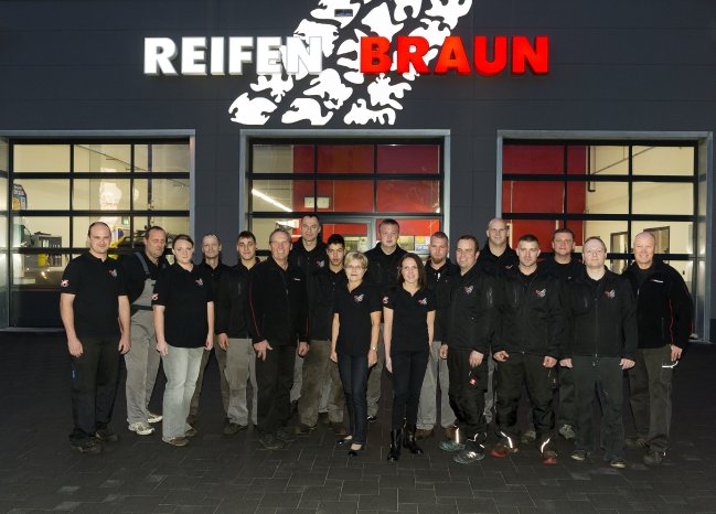 Das Team von Reifen Braun.jpg