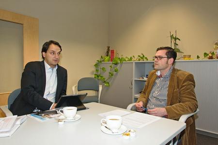 René Ebert, Geschäftsführer des SIBB e.V. (li.i.B.) und Kai Rückewold von pro agro haben für ihre Mitgliedsunternehmen eine fruchtbare Zusammenarbeit angestoßen. Foto: Ines Weitermann/ Presse & Marketing