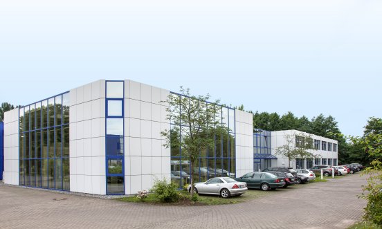 PM 1618-F Hörmann eröffnet Montagezentrum in Steinhagen_Bild 1.jpg