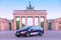 Honda wird die CEP mit zwei Brennstoffzellenelektrofahrzeugen des Modells FCX Clarity unterstützen