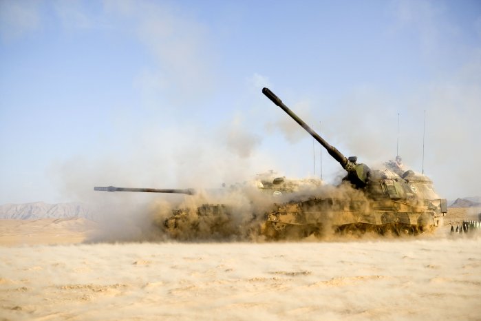 Symbolic Picture 155mm Howitzer Firing ©Leo van Westerhoven.jpg