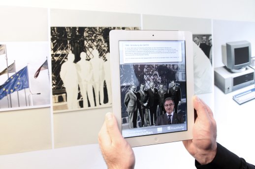 iPad_DATEV und Fraunhofer zeigen neue Technologien.jpg