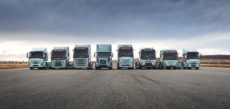 volvo_trucks_Range_Runway_2_Mörk_Original file.tif