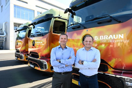 E-Lkw_v.l. Michael Bähr (B. Braun), Bernhard Heinrich (Frigosped).jpg